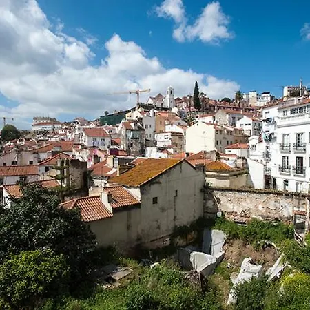 Portuguese Living Little Olive Apartment Lisbon
